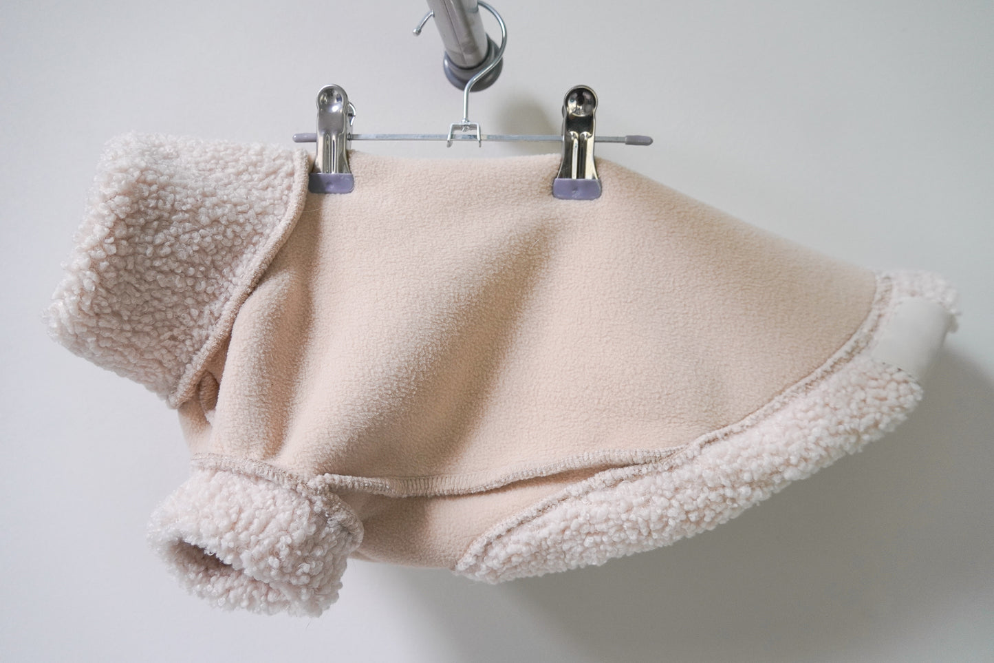 Teddy-Fleece Dackel Pullover Creme (Gr.37 S) - Perfekt Unperfekt
